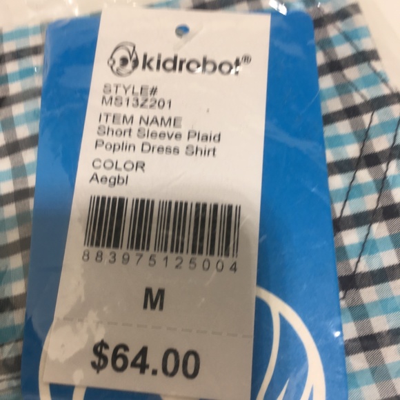 Kid Robot Short Sleeve Button Down Shirt Size Med. - Picture 3 of 6